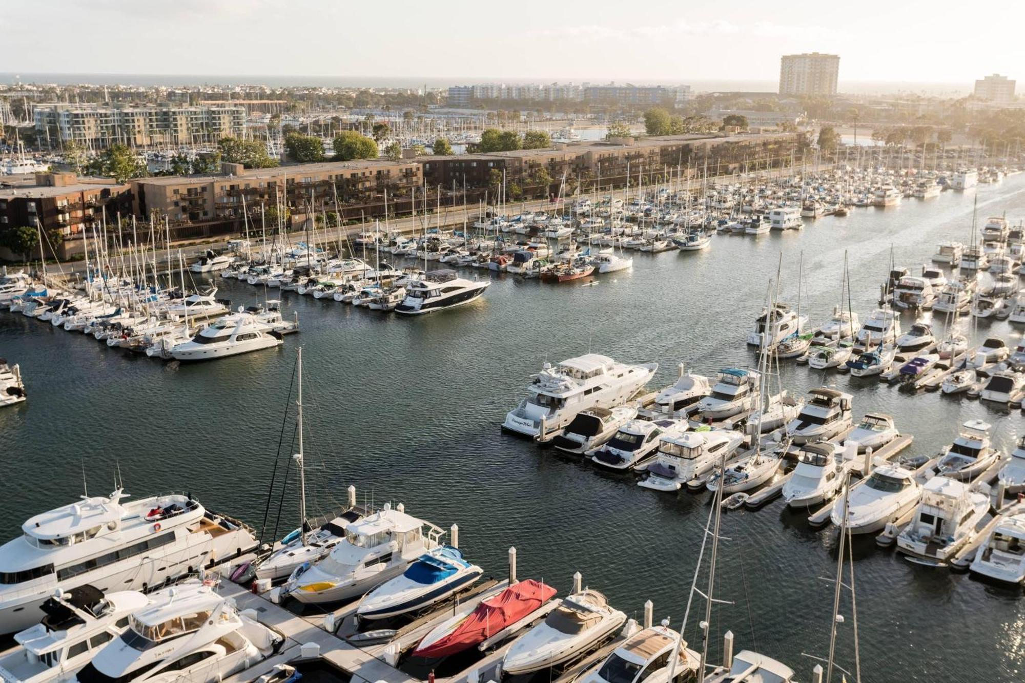 The Ritz-carlton, Marina Del Rey 5*